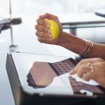 stresas-darbe-5b4dcafe175fb