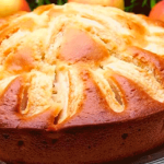 Sochnyj-Pirog-na-kefire-za-10-minut-1