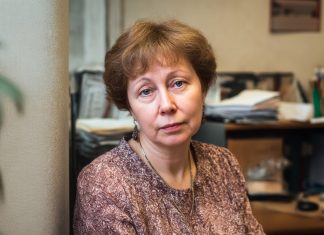 Daugiavaikė motina nuolat prašė vaikiškų drabužių, mes niekada neatsisakėme ir atnešėme labai daug, ir man visada buvo įdomu, kam tiek daug. Bet kai sužinojau tiesą, man pasidarė nelengva