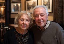 Mano būsimas vyras pirmą kartą pamatė mano mamą ir pasakė jai kai ką tokio, kad vos nenukritau nuo kėdės