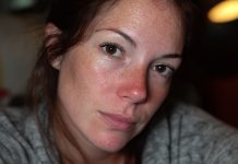 Mano vyras nuolat tyčiojosi iš manęs dėl to, kad nieko nedarau namuose, o paskui rado mano raštelį po to, kai mane išvežė greitoji…