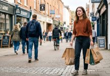 Atidėjome vestuves dėl mano sužadėtinio komandiruotės, bet atsitiktinai tą pačią dieną jį pamačiau mieste