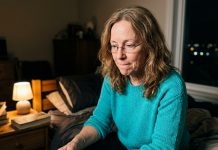 Sesuo prisiėmė visus rūpesčius dėl mamos jubiliejaus — o vakare mama paskambino man verkdama