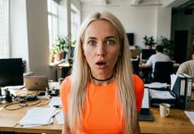 Ruošiau anūkei kuprinę pasivaikščiojimui — ir šoninėje kišenėje radau raštelį, kurį perskaičiusi pasijutau nejaukiai