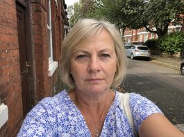 Mama penkerius metus dirbo Didžiojoje Britanijoje ir nepersiuntė man nė euro. Kai nuvažiavau pas ją — supratau kodėl. Ir nežinojau kaip reaguoti…