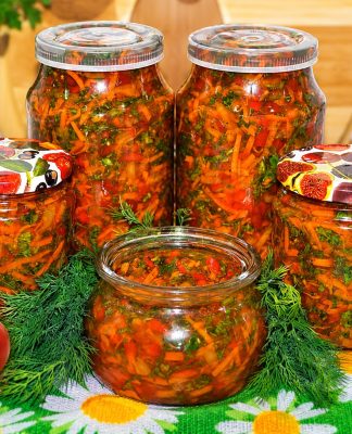 Daržovių pagardas sriuboms ir antriesiems patiekalams
