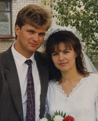 Niekas iš artimųjų nesuprato Stepono pasirinkimo. Jis galėjo vesti, kaip visi sakė, „geresnę merginą“, tačiau pasirinko Virginiją. Tik po daugelio metų jo šeima suprato, ko tada nepastebėjo